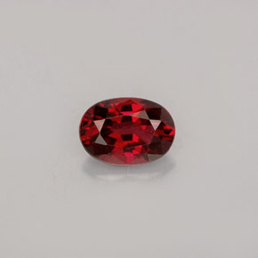 0,76 ctw natürlicher  Spinell, Oval Schliff, VS