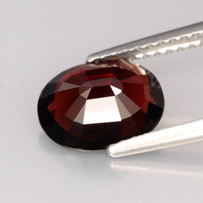 1,80 ctw natürlicher  Spinell, Oval Schliff, VS