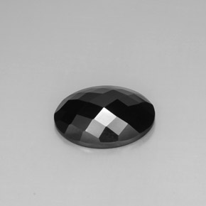 8,80 ctw natürlicher schwarzer Spinell, Oval Schliff, Lichtundurchlässig