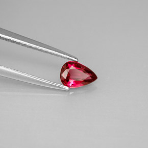 0,38 ctw natürlicher roter Spinell, Birnenform, VS