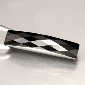 4,28 ctw natürlicher schwarzer Spinell, Baguette, Lichtundurchlässig