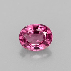 0,69 ctw natürlicher  Spinell, Oval Schliff, VS
