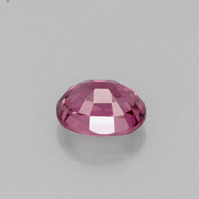 0,69 ctw natürlicher  Spinell, Oval Schliff, VS