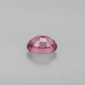0,64 ctw natürlicher violetter Spinell, Oval Schliff, VVS-VS