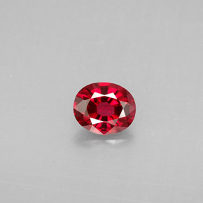 0,62 ctw natürlicher roter Spinell, Oval Schliff, VS