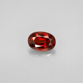 0,75 ctw natürlicher roter Spinell, Oval Schliff, VS