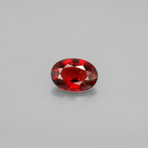 0,67 ctw natürlicher  Spinell, Oval Schliff, SI