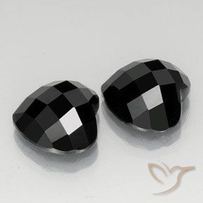 14.37 ct natürliche Schwarz Spinell-Edelsteine, Herz, Lichtundurchlässig