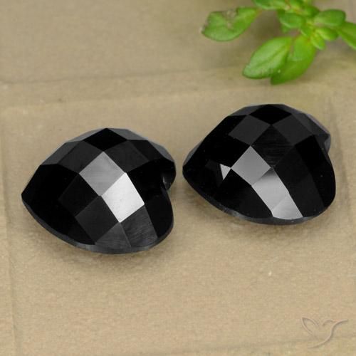 13.95 ct natürliche Schwarz Spinell-Edelsteine, Herz, Lichtundurchlässig