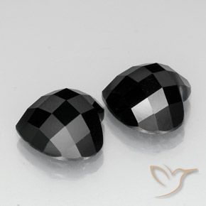 13.56 ct natürliche Schwarz Spinell-Edelsteine, Herz, Lichtundurchlässig