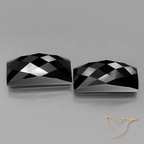 24.56 ct natürliche Schwarz Spinell-Edelsteine, Baguette, Lichtundurchlässig