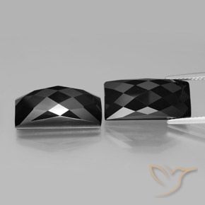 25.16ctw Natürlicher Schwarz Spinell, Baguette, Lichtundurchlässig
