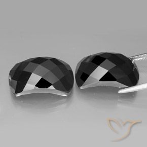 27.48 ct natürliche Schwarz Spinell-Edelsteine, Fantasie, Lichtundurchlässig