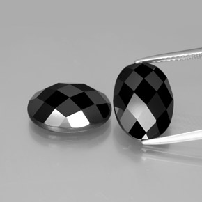 14.64 ct natürliche Schörl Spinell-Edelsteine, Oval Schliff, Lichtundurchlässig