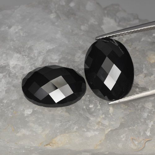 23.18ctw Natürlicher Schwarz Spinell, Oval, Lichtundurchlässig