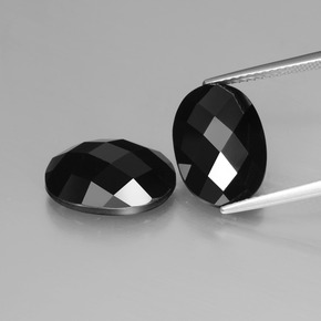 12.71 ct natürliche Schörl Spinell-Edelsteine, Oval Schliff, Lichtundurchlässig