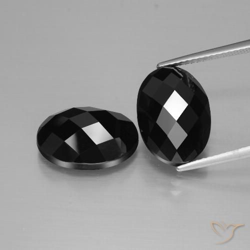 15.28ctw Natürlicher Schwarz Spinell, Oval, Lichtundurchlässig, Photo A