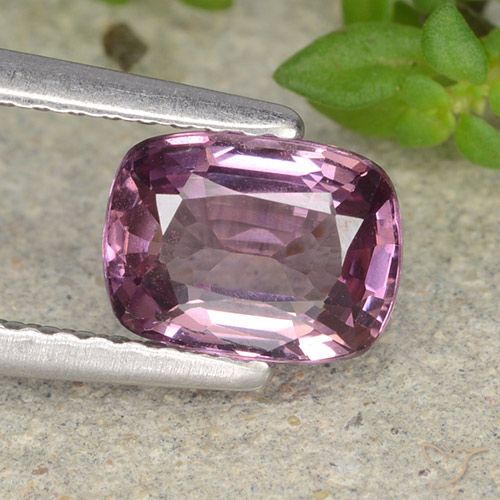 1.21ct Natürlicher Mittel-Dunkelviolett Spinell, Kissen, VVS-VS