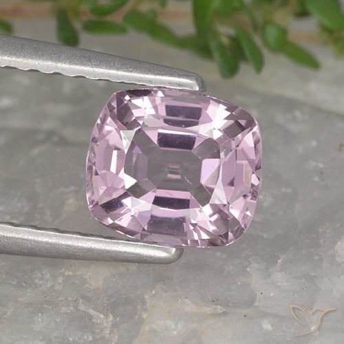 1.13ct Natürlicher Sehr helles Rosa-Lila Spinell, Kissen, VVS