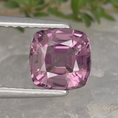 1.26ct Natürlicher dunkellila Spinell, Kissen, VVS, Photo A