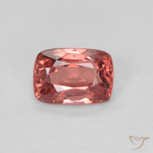 0.56ct Natürlicher rötlich-rosa Spinell, Kissen, VS