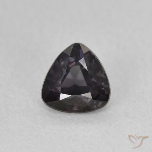 0.60ct Natürlicher Blackish Violet Spinell, Trillion, VVS-VS, Photo A