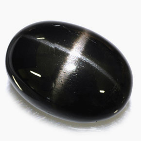 39,09 ctw natürlicher schwarzer Stern-Diopsid, Oval Schliff, Lichtundurchlässig