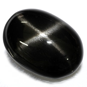 26,40 ctw natürlicher schwarzer Stern-Diopsid, Oval Schliff, Lichtundurchlässig