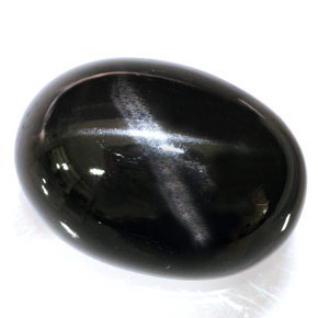 34,95 ctw natürlicher schwarzer Stern-Diopsid, Oval Schliff, Lichtundurchlässig