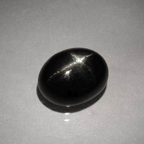 4,13 ctw natürlicher schwarzer Stern-Diopsid, Oval Schliff, Lichtundurchlässig
