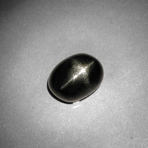 2,38 ctw natürlicher schwarzer Stern-Diopsid, Oval Schliff, Lichtundurchlässig