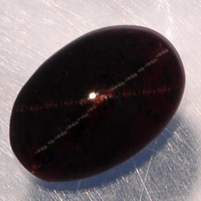 3,87 ctw natürlicher schwarzer Stern-Granat, Oval Schliff, Lichtdurchlässig