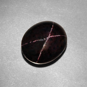9,54 ctw natürlicher schwarzer Stern-Granat, Oval Schliff, Lichtundurchlässig