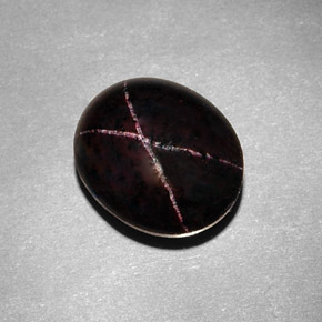 9,54 ctw natürlicher schwarzer Stern-Granat, Oval Schliff, Lichtundurchlässig