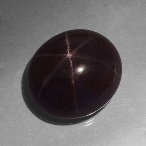 49,09 ctw natürlicher roter Stern-Granat, Oval Schliff, Lichtundurchlässig