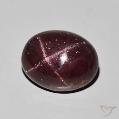 9,17 ctw natürlicher dunkelrot Sterngranat, Oval, Lichtundurchlässig