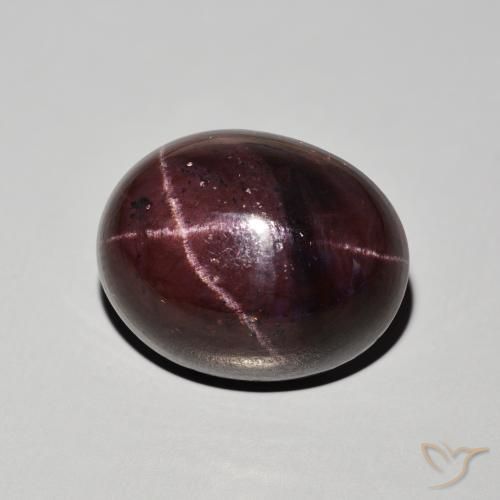 9,17 ctw natürlicher dunkelrot Sterngranat, Oval, Lichtundurchlässig