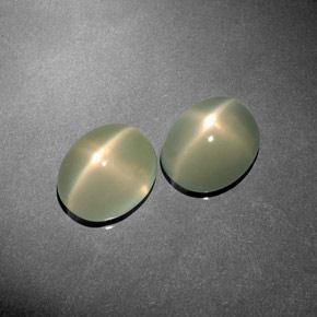  ct natürliche grüner Stern-Mondstein-Edelsteine, Transparent, Transparent / Lichtdurchlässig