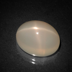 8,79 ctw natürlicher orangefarbener Stern-Mondstein, Transparent, Transparent / Lichtdurchlässig