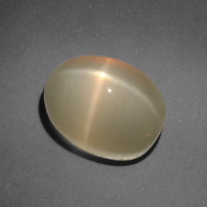 7,31 ctw natürlicher orangefarbener Stern-Mondstein, Oval Schliff, Lichtdurchlässig