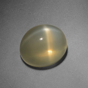 5,48 ctw natürlicher gelber Stern-Mondstein, Oval Schliff, Lichtdurchlässig
