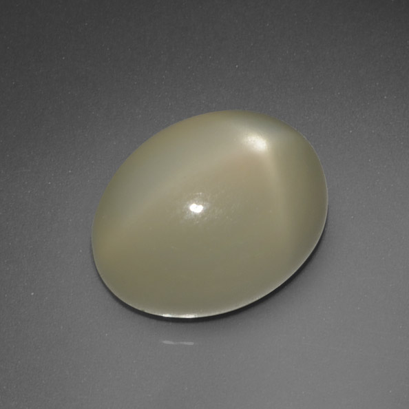 7,34 ctw natürlicher gelber Stern-Mondstein, Oval Schliff, Lichtdurchlässig