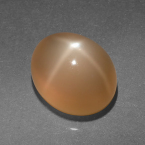 4,95 ctw natürlicher orangefarbener Stern-Mondstein, Oval Schliff, Lichtdurchlässig