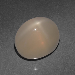 4,66 ctw natürlicher orangefarbener Stern-Mondstein, Oval Schliff, Lichtdurchlässig