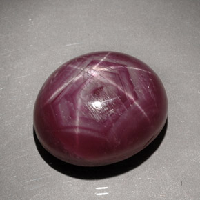 33,78 ctw natürlicher roter Stern-Rubin, Oval Schliff, Lichtundurchlässig