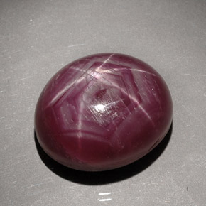 33,78 ctw natürlicher roter Stern-Rubin, Oval Schliff, Lichtundurchlässig