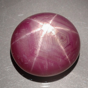 31,54 ctw natürlicher roter Stern-Rubin, Oval Schliff, Lichtundurchlässig