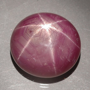 31,54 ctw natürlicher roter Stern-Rubin, Oval Schliff, Lichtundurchlässig