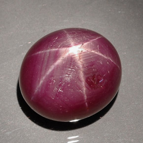 27,59 ctw natürlicher roter Stern-Rubin, Oval Schliff, Lichtundurchlässig