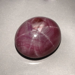 27,30 ctw natürlicher roter Stern-Rubin, Oval Schliff, Lichtundurchlässig